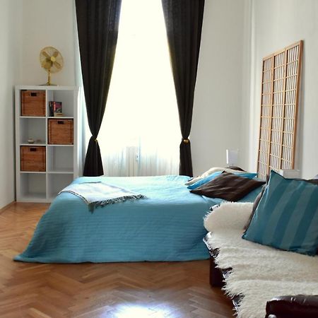 Wellness Apartments Florenc ปราก ภายนอก รูปภาพ