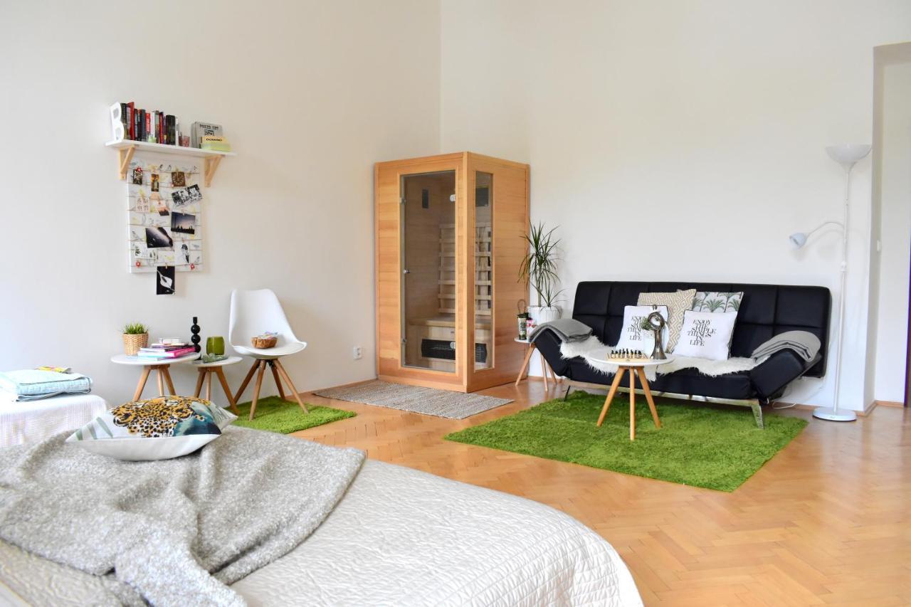 Wellness Apartments Florenc ปราก ภายนอก รูปภาพ