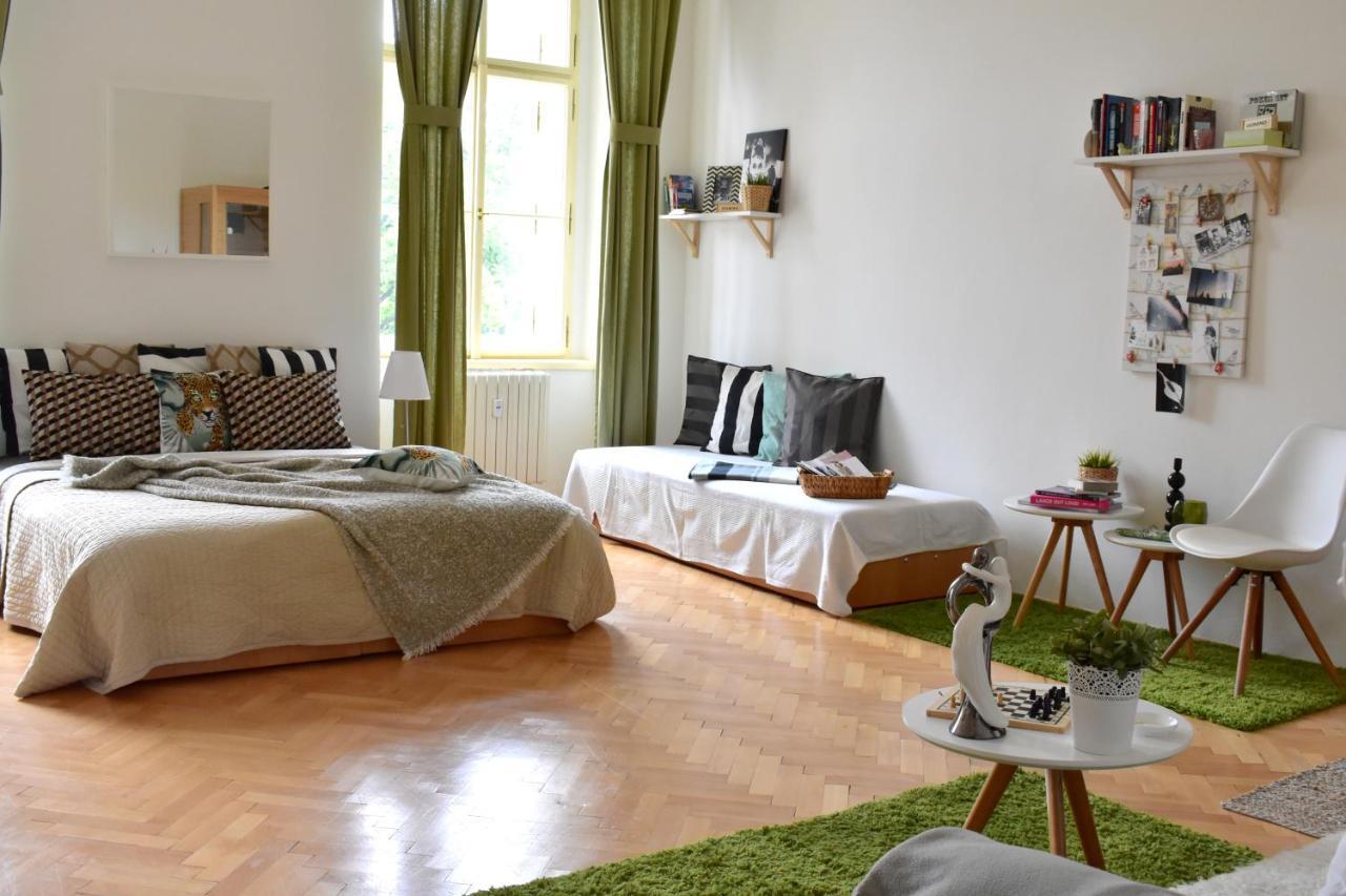Wellness Apartments Florenc ปราก ภายนอก รูปภาพ