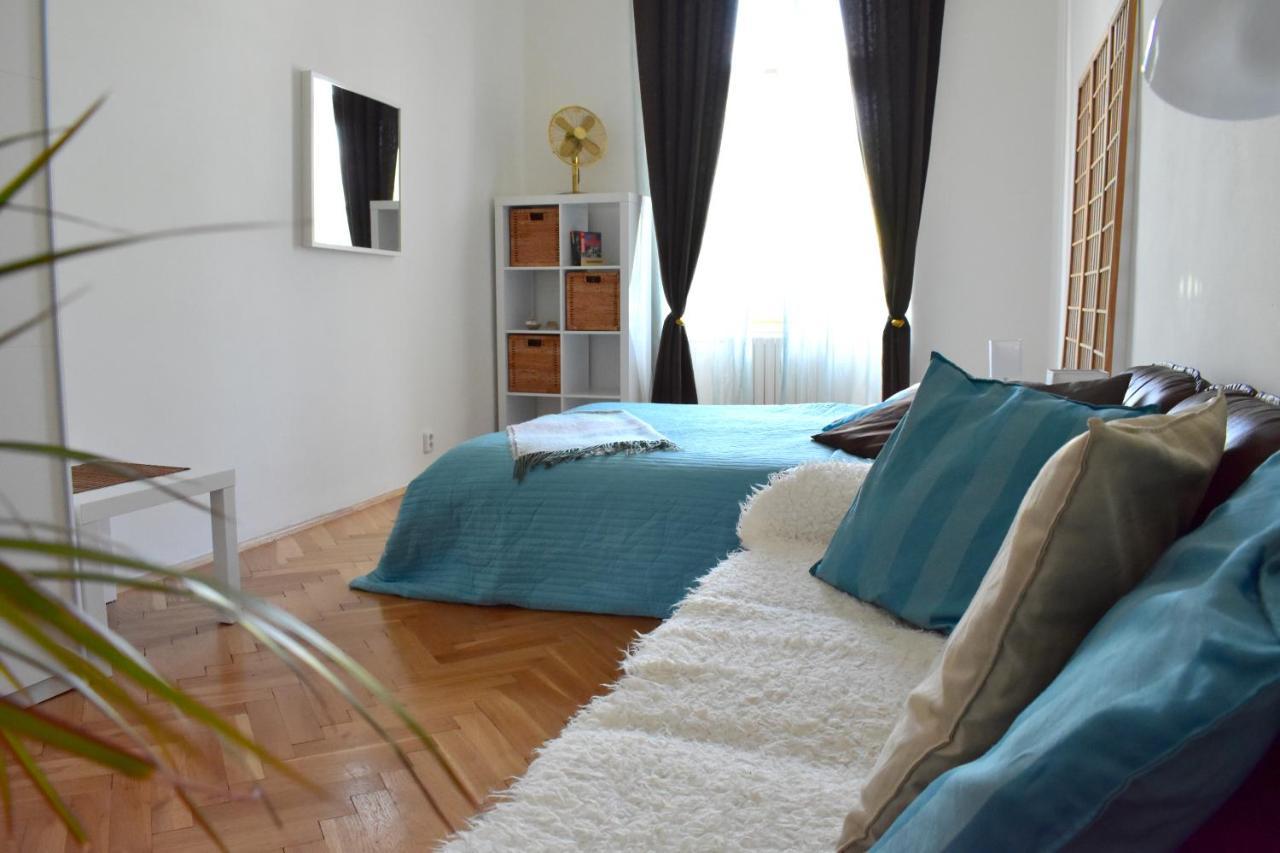 Wellness Apartments Florenc ปราก ภายนอก รูปภาพ