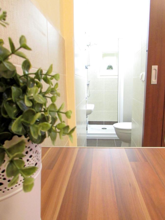Wellness Apartments Florenc ปราก ภายนอก รูปภาพ